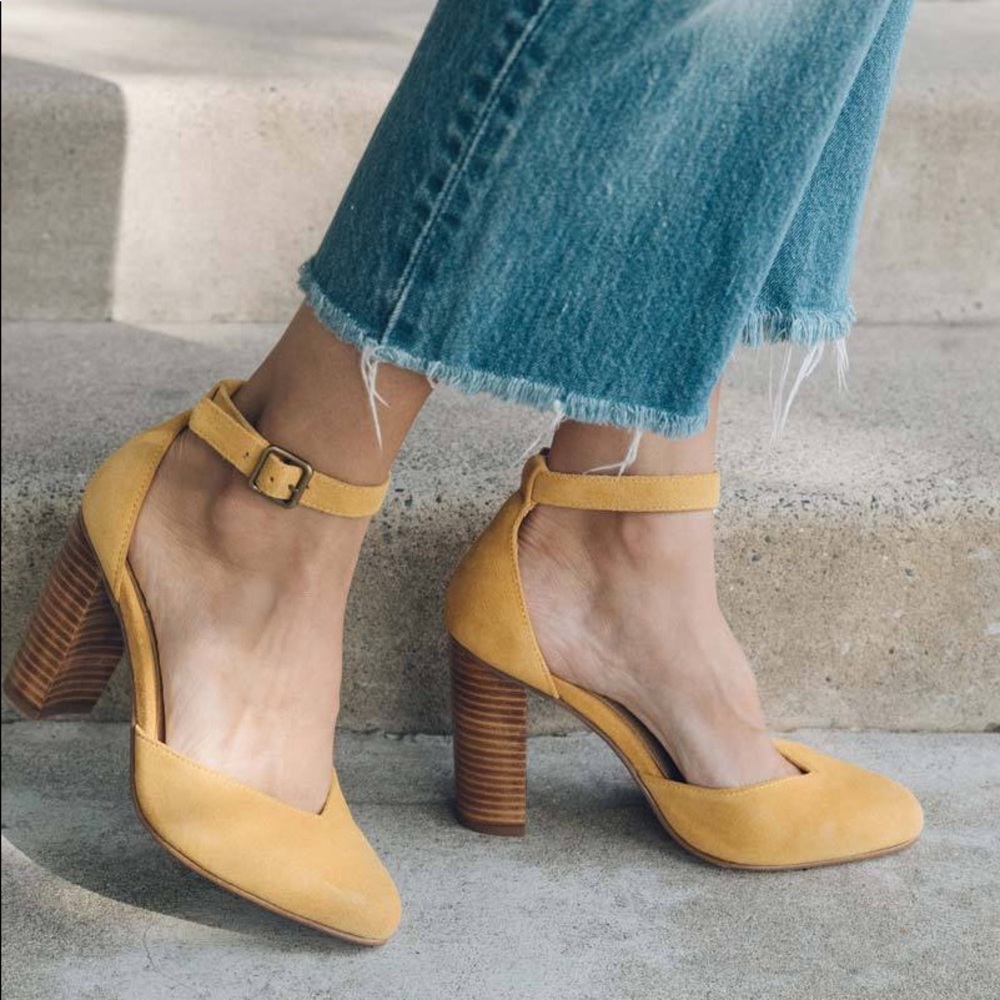Soludos Suede Collette Heel in Marigold Size 7
